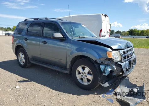2011 Ford Escape Xlt из США, поврежденный, VIN 1FMCU0D71BKA43628